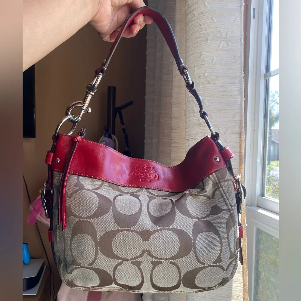 Red Coach Zoe Hobo Bag - Picture 2 of 8